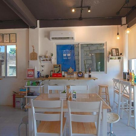 Hometel Barrio House Mactan Lapu-Lapu City Eksteriør billede