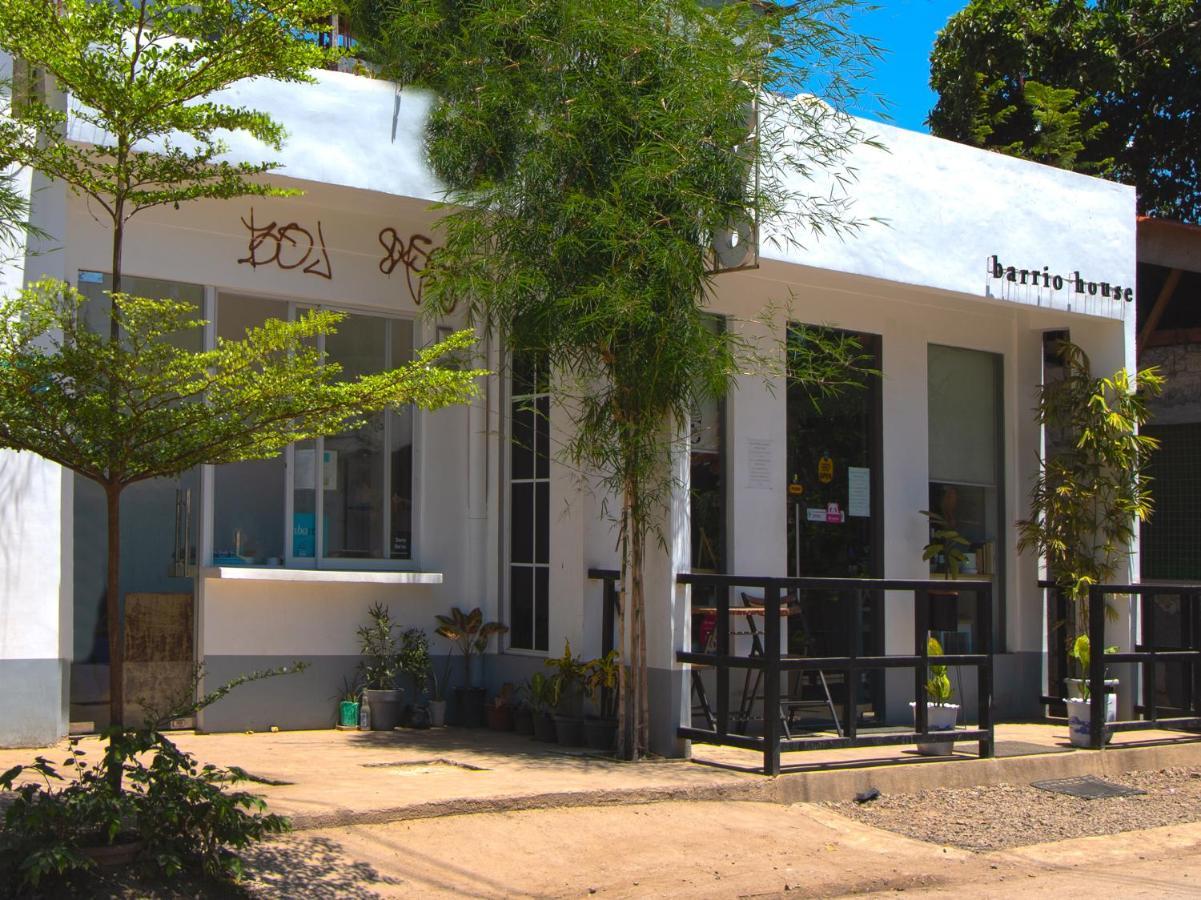 Hometel Barrio House Mactan Lapu-Lapu City Eksteriør billede