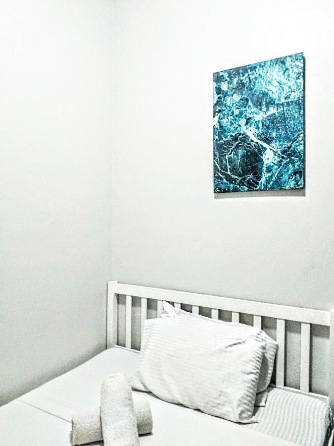 Hometel Barrio House Mactan Lapu-Lapu City Eksteriør billede