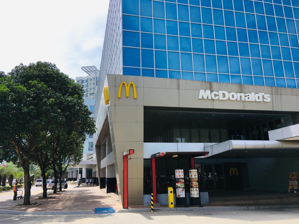 Hometel Barrio House Mactan Lapu-Lapu City Eksteriør billede
