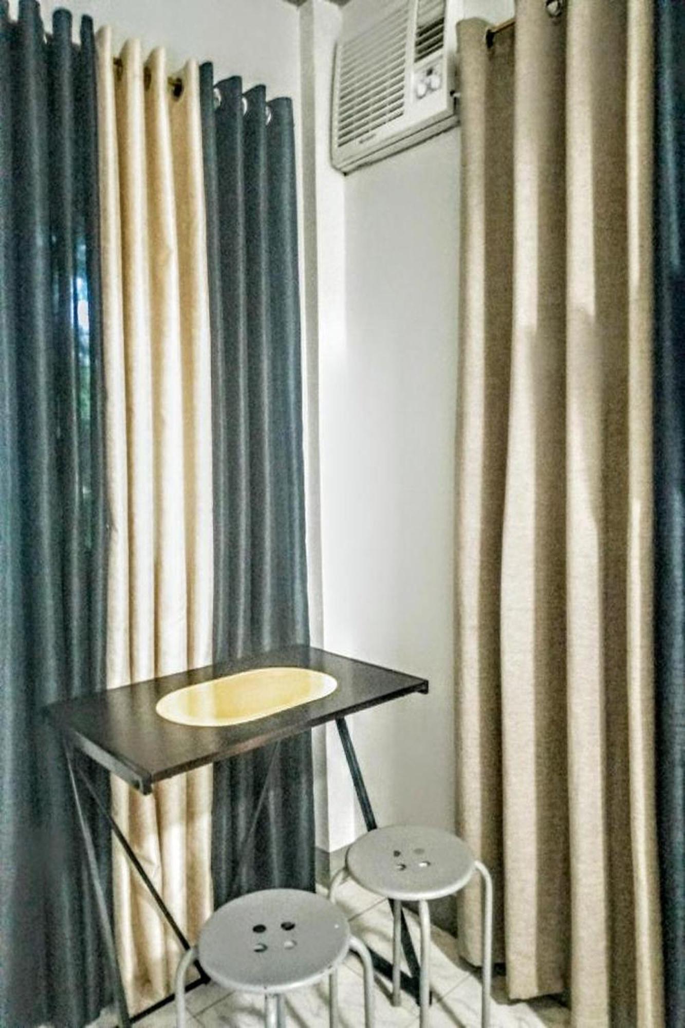 Hometel Barrio House Mactan Lapu-Lapu City Eksteriør billede