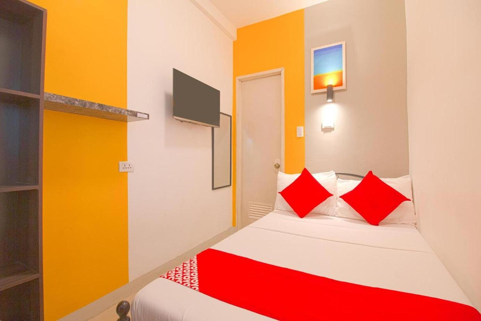 Hometel Barrio House Mactan Lapu-Lapu City Eksteriør billede